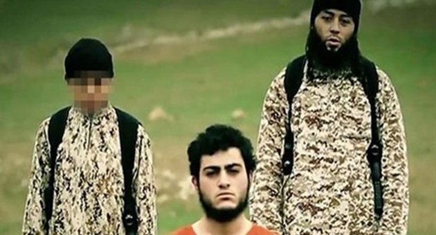 IŞİD, rehineyi küçük bir çocuğa infaz ettirdi!