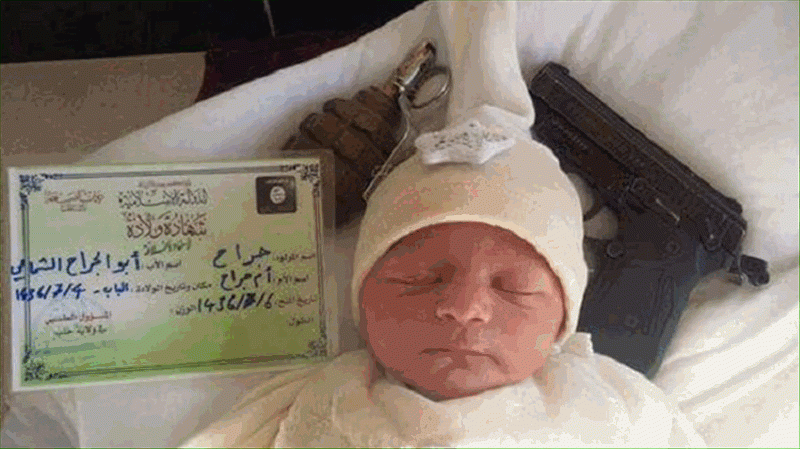 IŞİD'den silahlı, el bombalı bebek fotoğrafı!