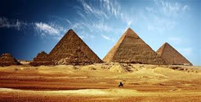 mısır piramitleri