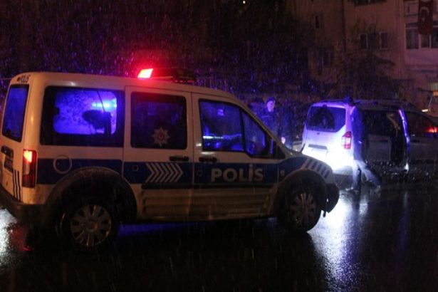 İstanbul Ataşehir'de silahlı çatışma