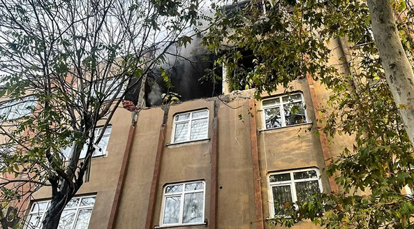 İstanbul Bağcılar'da binada patlama: 6 kişi kurtarıldı