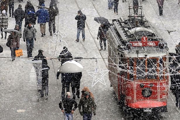 İstanbul için kar uyarısı: Hava sıcaklığı 7 derece birden düşecek