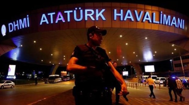 İstanbul Valiliği: Saldırıda yaralanan 25 kişi yoğun bakımda!