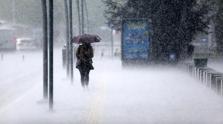 'İstanbul yağışlı havanın etkisine giriyor'