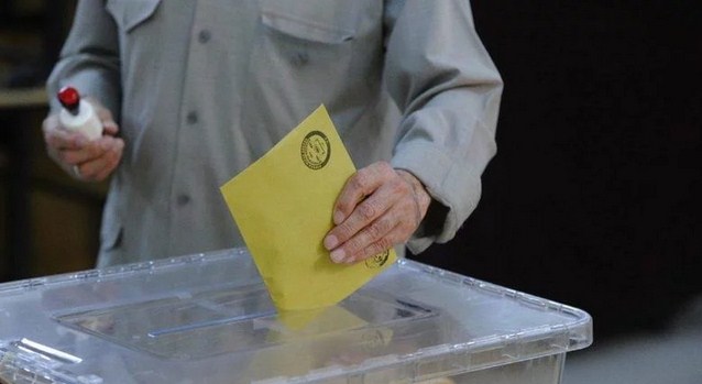 İstanbul'da 18 ilçede oylar yeniden sayılıyor