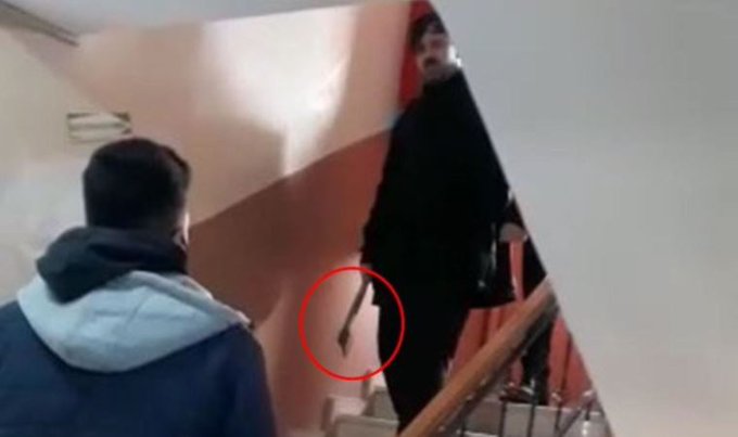 İstanbul'da baltayla okula giren veli tutuklandı