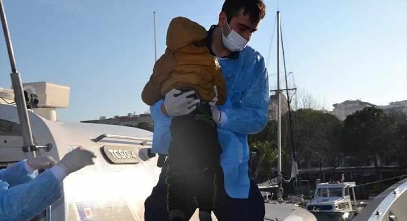 İzmir'de 123 sığınmacı kurtarıldı