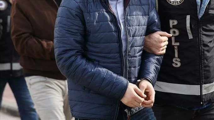 İzmir'de kayınvalidesi ve kayınbiraderini öldüren kişi gözaltına alındı