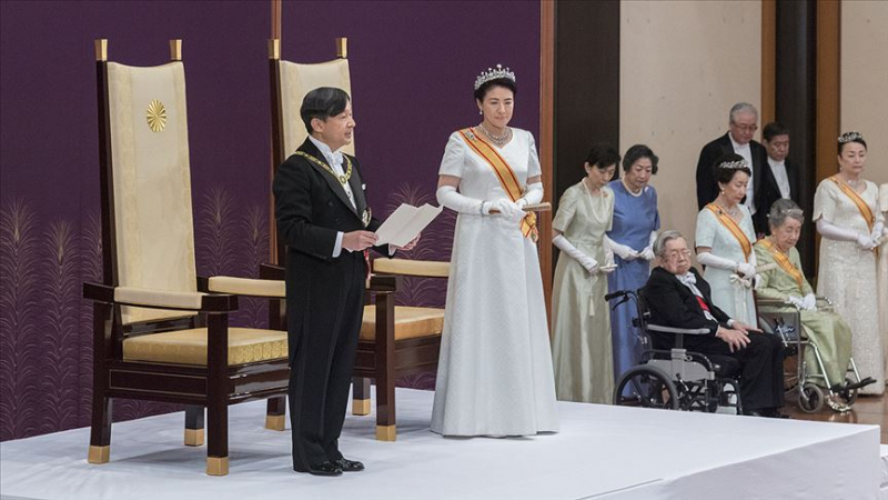 Japonya'da yeni imparator tahta çıktı