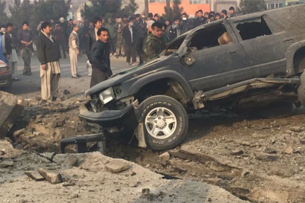 Kabil'de milletvekiline canlı bomba saldırısı