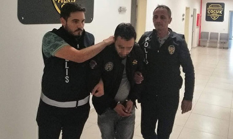 Kadıköy vapurunda mastürbasyon yapan kişi yakalandı