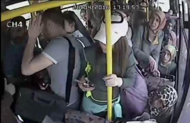 Kadınlar en çok metrobüs ve otobüste taciz ediliyor