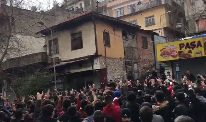 Kahramanmaraş'ta Suriyelilerin ev ve iş yerlerine saldırı