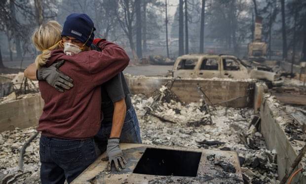Kaliforniya yangınında binden fazla kişiden haber alınamıyor