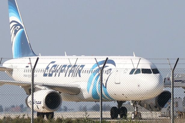Kaybolan Mısır uçağının Kerpe Adası'na düştüğü açıklandı!