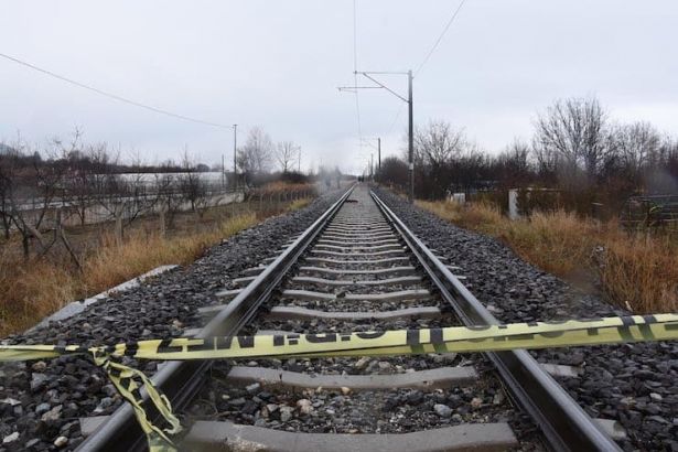 Kayıp kadının cansız bedeni demiryolunda bulundu
