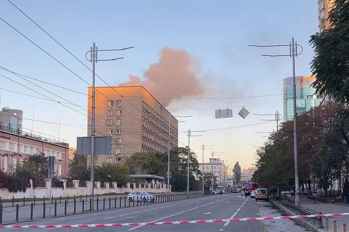 Kiev’de siren ve patlama sesleri duyuldu