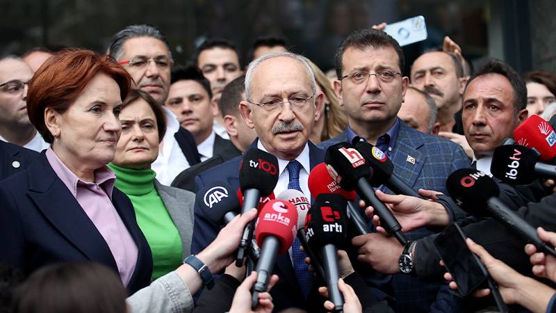 Kılıçdaroğlu, kurşunlanan İyi Parti İstanbul İl Başkanlığı'nı ziyaret etti: Devleti yöneten kişinin kullandığı dile özen göstermesi lazım, tehditle şantajla siyaset yapılmaz