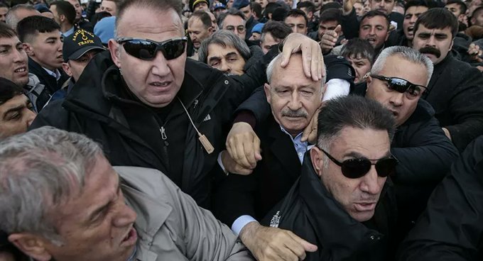 Kılıçdaroğlu'na linç girişimi davası ertelendi 