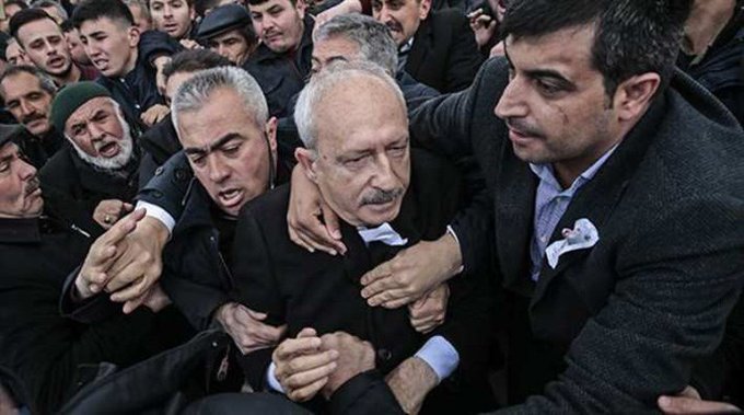 Kılıçdaroğlu'na linç girişimi davasında 'sinek' savunması: Elimde sinek vardı, elimi ovuştururken yanlışlıkla vurdum