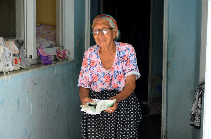 Kiracısı kaçak elektrik ve su kullanan 79 yaşındaki kadına 10 ay hapis
