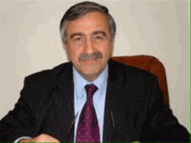 KKTC'nin yeni cumhurbaşkanı Mustafa Akıncı kimdir?