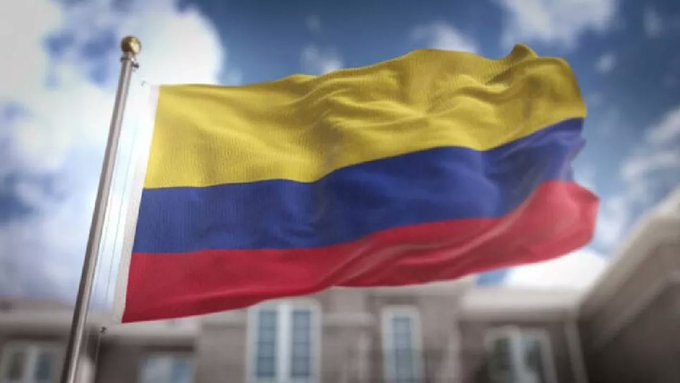 Kolombiya'da silahlı saldırıda 8 polis öldü