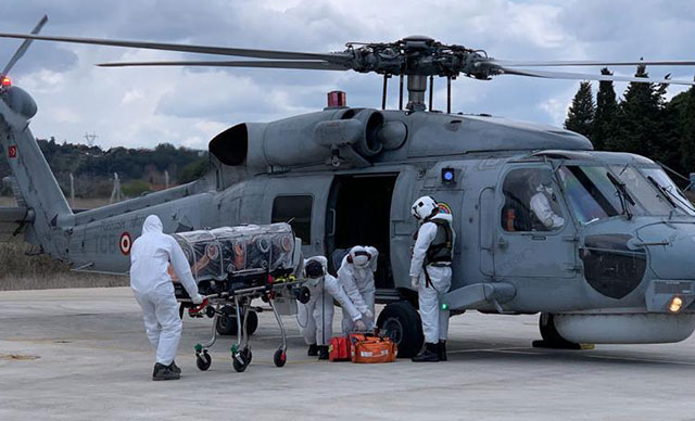 Koronavirüs hastası, Gökçeada'dan Çanakkale'ye helikopterle sevk edildi 