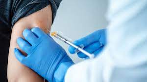 'Koronavirüs varyantlarına karşı üçüncü doz aşı gerekebilir'