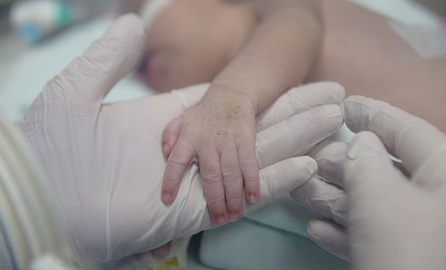 'Koronavirüslü anne adaylarının erken doğum riski fazla'
