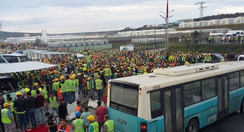 Kötü çalışma koşullarını protesto eden 3. havalimanı işçileri eyleme devam ediyor
