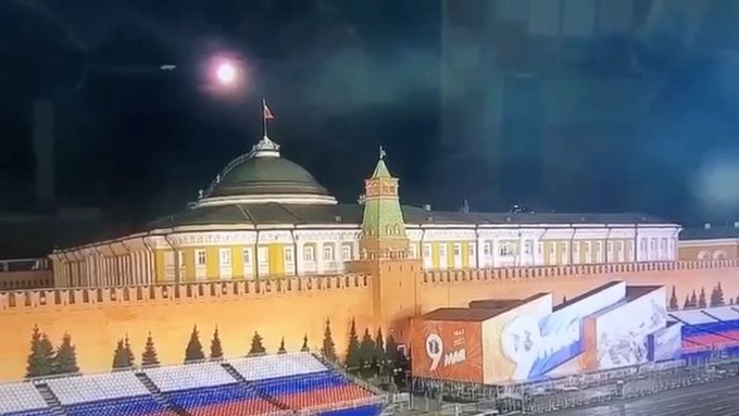 Kremlin Sarayı'na insansız hava araçlarıyla saldırı