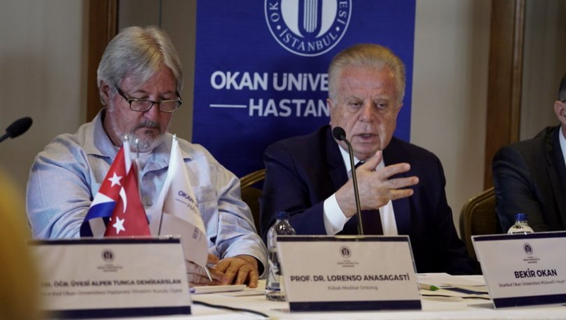 Kübalı doktorlar İstanbul'da: Kansere savaş açtık