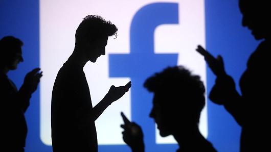 Kullanıcılar Facebook'un aşırı müdahaleciliğinden rahatsız