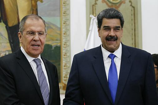 Lavrov: Venezuela’da yönetimi devirme çabaları kabul edilemez