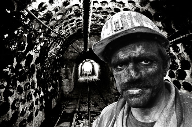 Maden ocağında çökme! 2 kişi göçük altında kaldı...