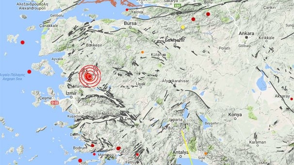 Manisa'da art arda depremler panik yarattı!