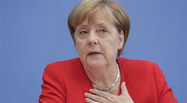 Merkel: Türkiye'ye silah ihracatını durduruyoruz