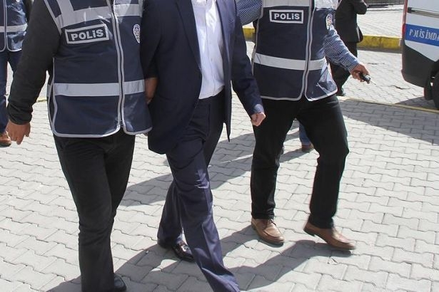 Mersin  Belediyesi'nde 10 kişiye tutuklama!