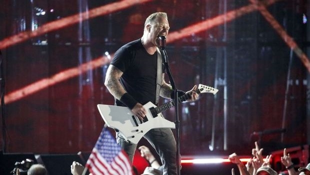 Metallica parasızlıktan sahneye çıkamıyor!