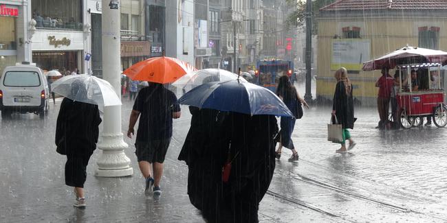 Meteoroloji: Birçok ilde yağış devam ediyor 