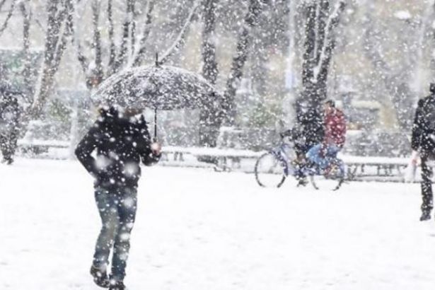 Meteoroloji: İstanbul'a kar geliyor