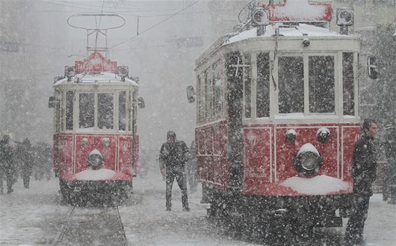 Meteoroloji uyardı: İstanbul'da bugün kar bekleniyor!