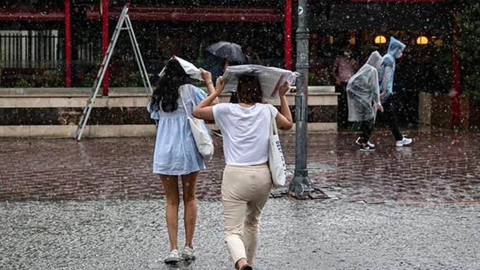 Meteoroloji'den İstanbul ve Ankara için gök gürültülü yağış uyarısı