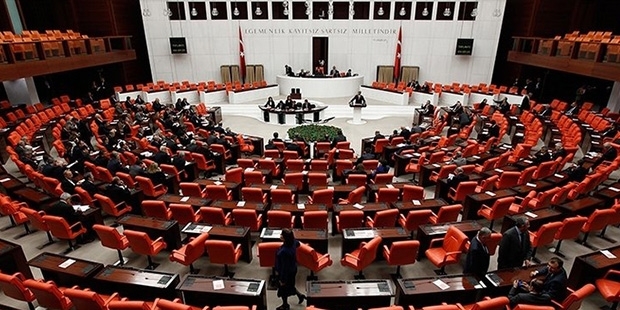 MHP'nin, 'Polislerin sorunları araştırılsın' teklifi, AKP oylarıyla reddedildi