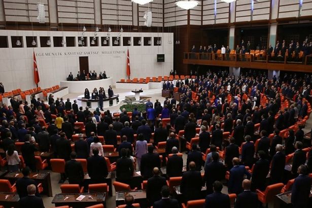 Milletvekillerinin halka bir yıllık masrafı 400 milyon lira