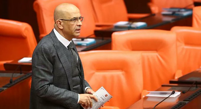 Milletvekilliği düşürülen Enis Berberoğlu'nun bireysel başvurusu AYM gündeminde