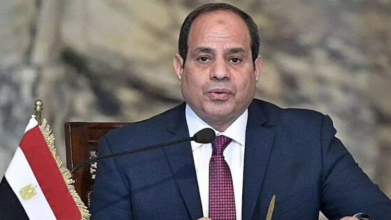 Mısır'a ABD darbesiyle gelen Sisi orduya hazır olmayı emretti