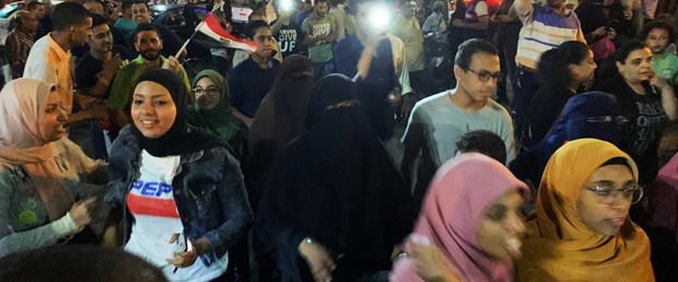 Mısır'a ABD'nin yaptığı askeri darbeyle gelen Sisi protesto edildi