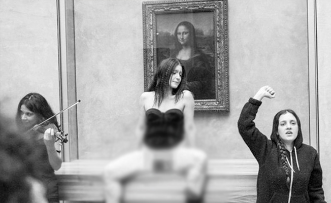 Mona Lisa tablosu önünde soyununca gözaltına alındı!